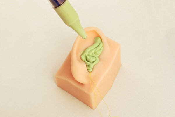 Simulador de oído externo