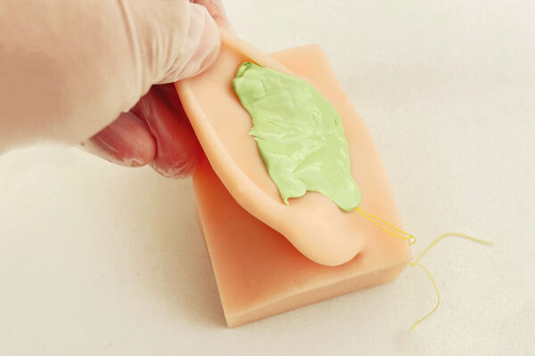 Simulador de oído externo