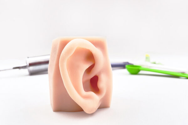 Simulador de oído externo